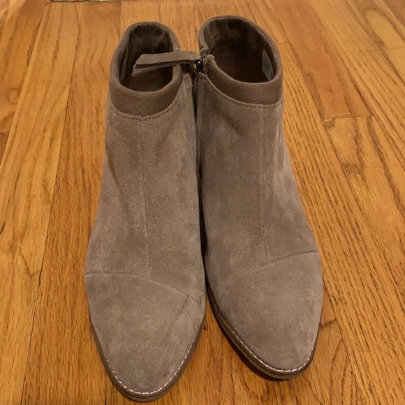 Toms Taupe Beige Booties - Picture 2 of 5